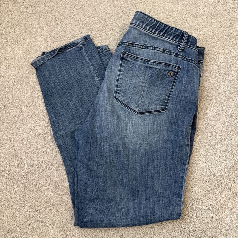 Democracy Absolution Jeans - Size 16